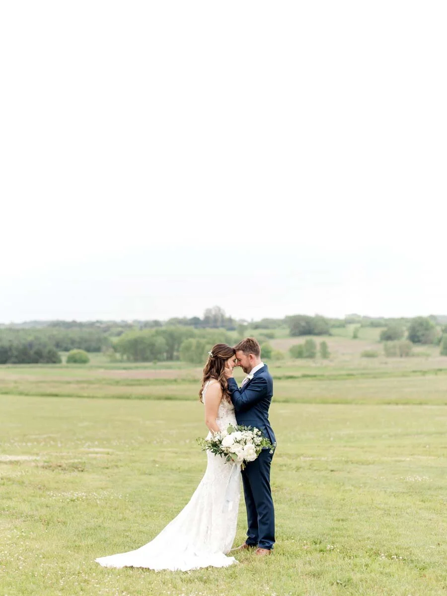 midwesternbride.com | The Midwestern Bride Wedding Planning and Design | Over The Vines Weddings (14).jpg