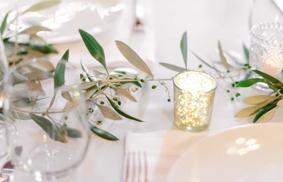 midwesternbride.com | The Midwestern Bride Wedding Planning and Design | Over The Vines Weddings (38).jpg