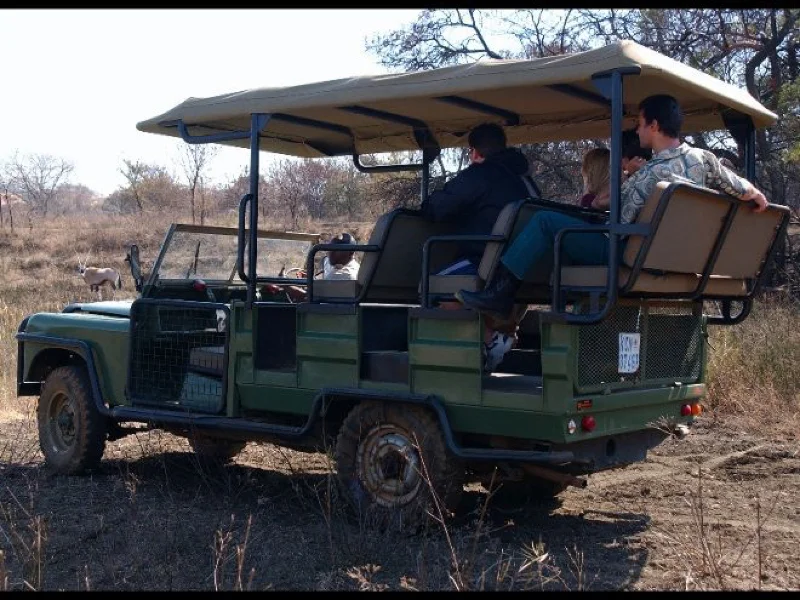 Africa Photo Safari hotel4.jpg