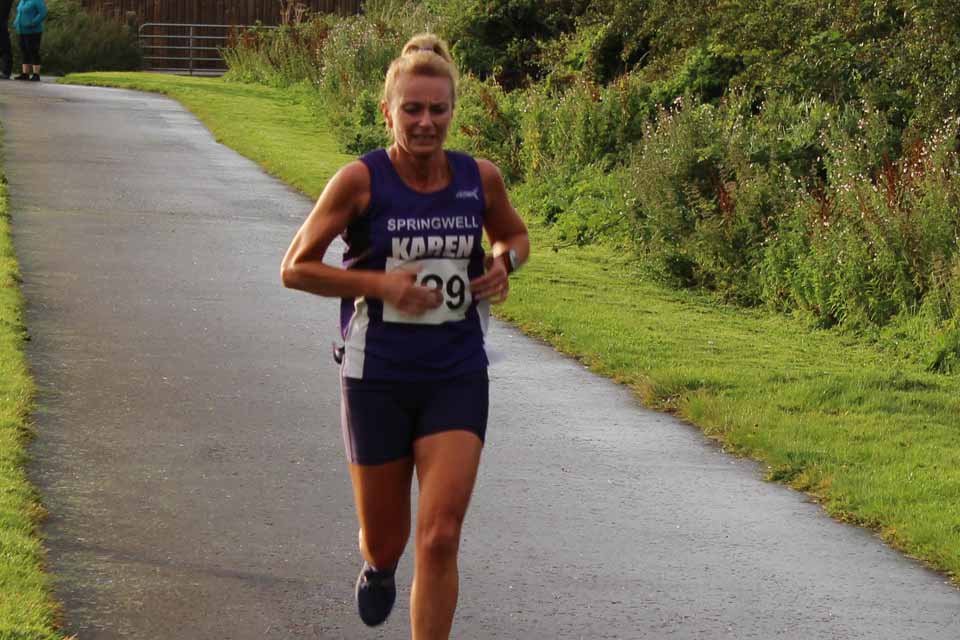 Karen McLaughlin (Springwell RC) at the Purple Ladies