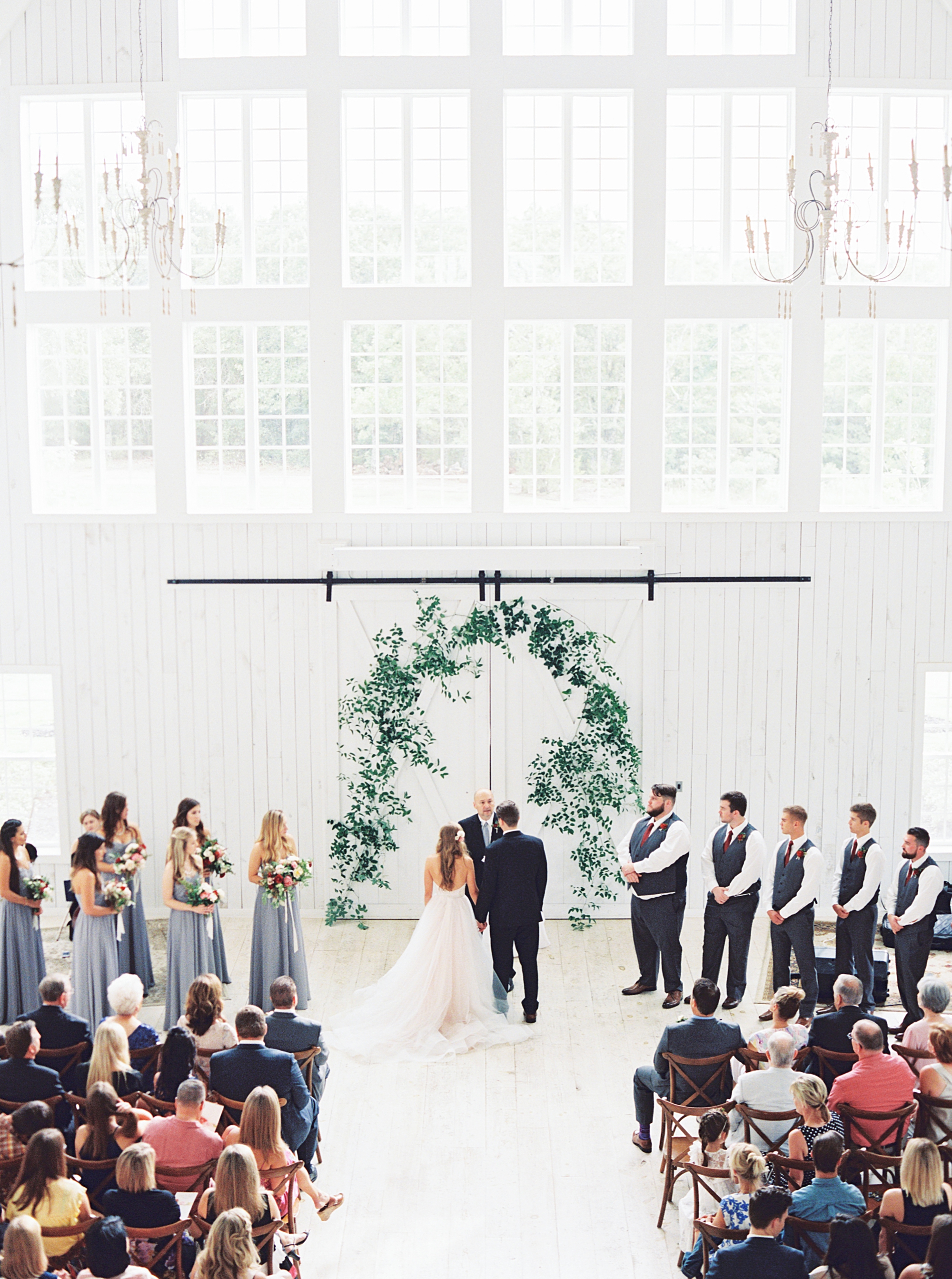 Venue: White Sparrow Barn | Dress: Tara Keely | Hair & Makeup: Beauty and the Blush | Florals: Oh Deery Floral