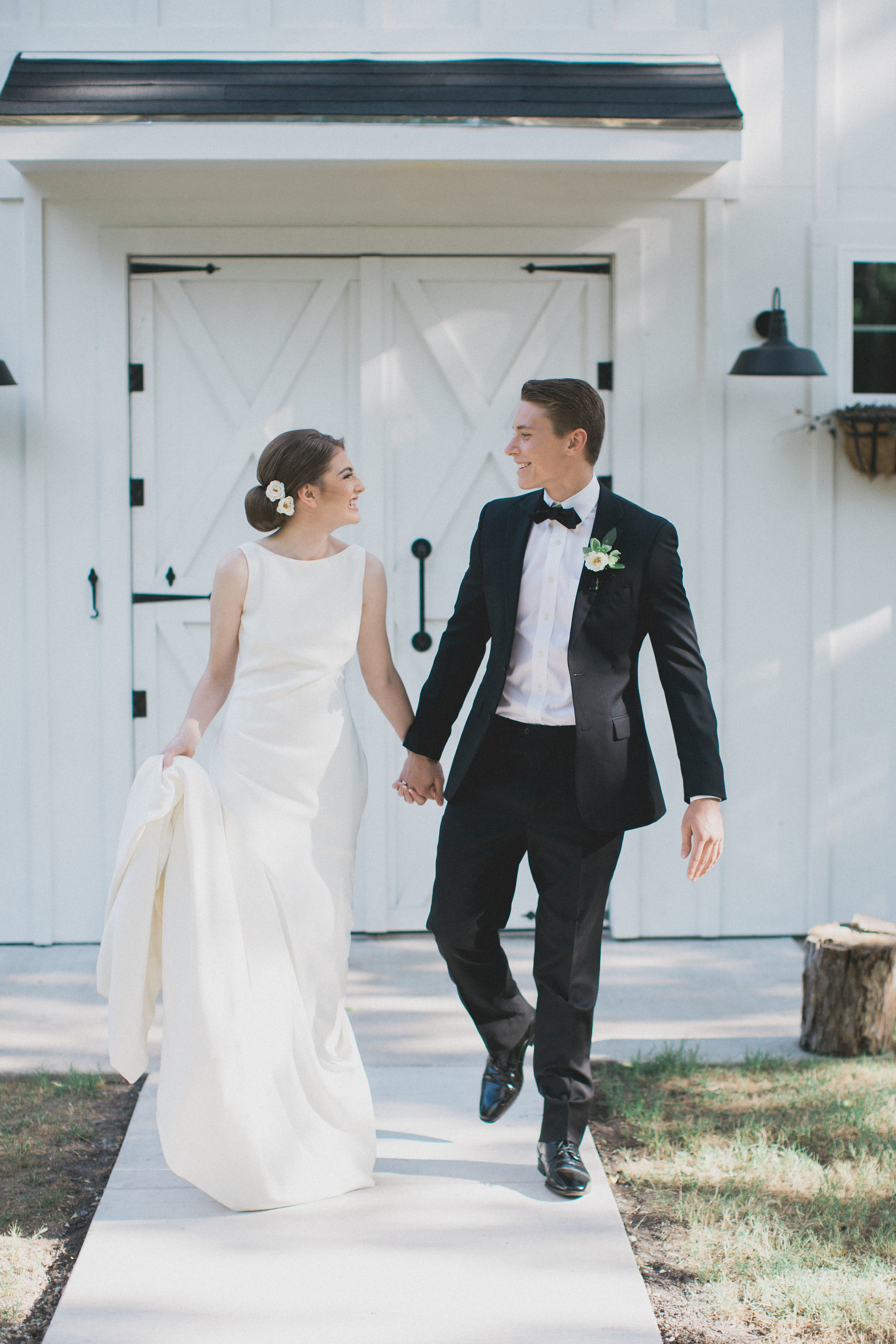 Classic Bride and Groom Wedding Looks | Southern Summer White Barn Wedding in Dallas, TX