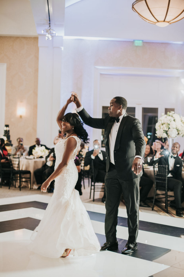 Modern Downtown Dallas Wedding Design
