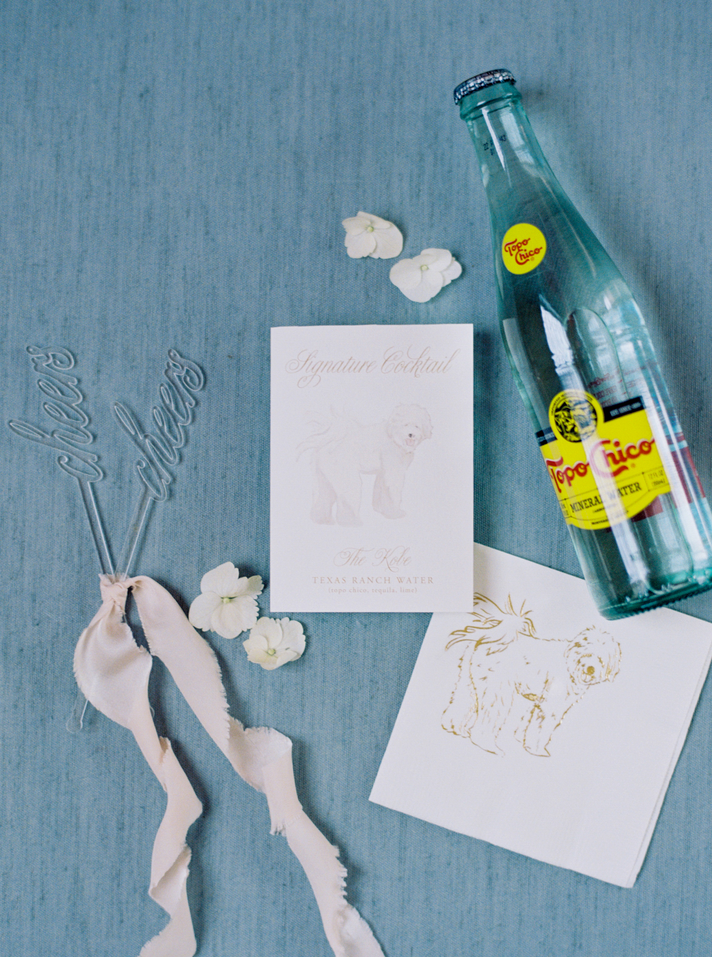 signature cocktail wedding signage.jpg