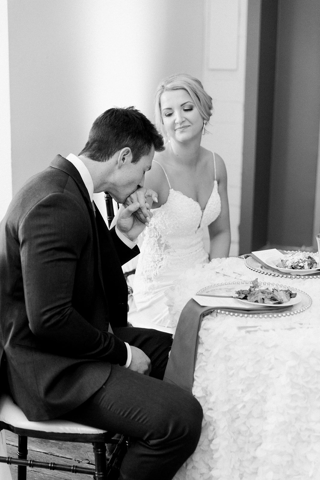 bride and groom sweetheart table.jpg