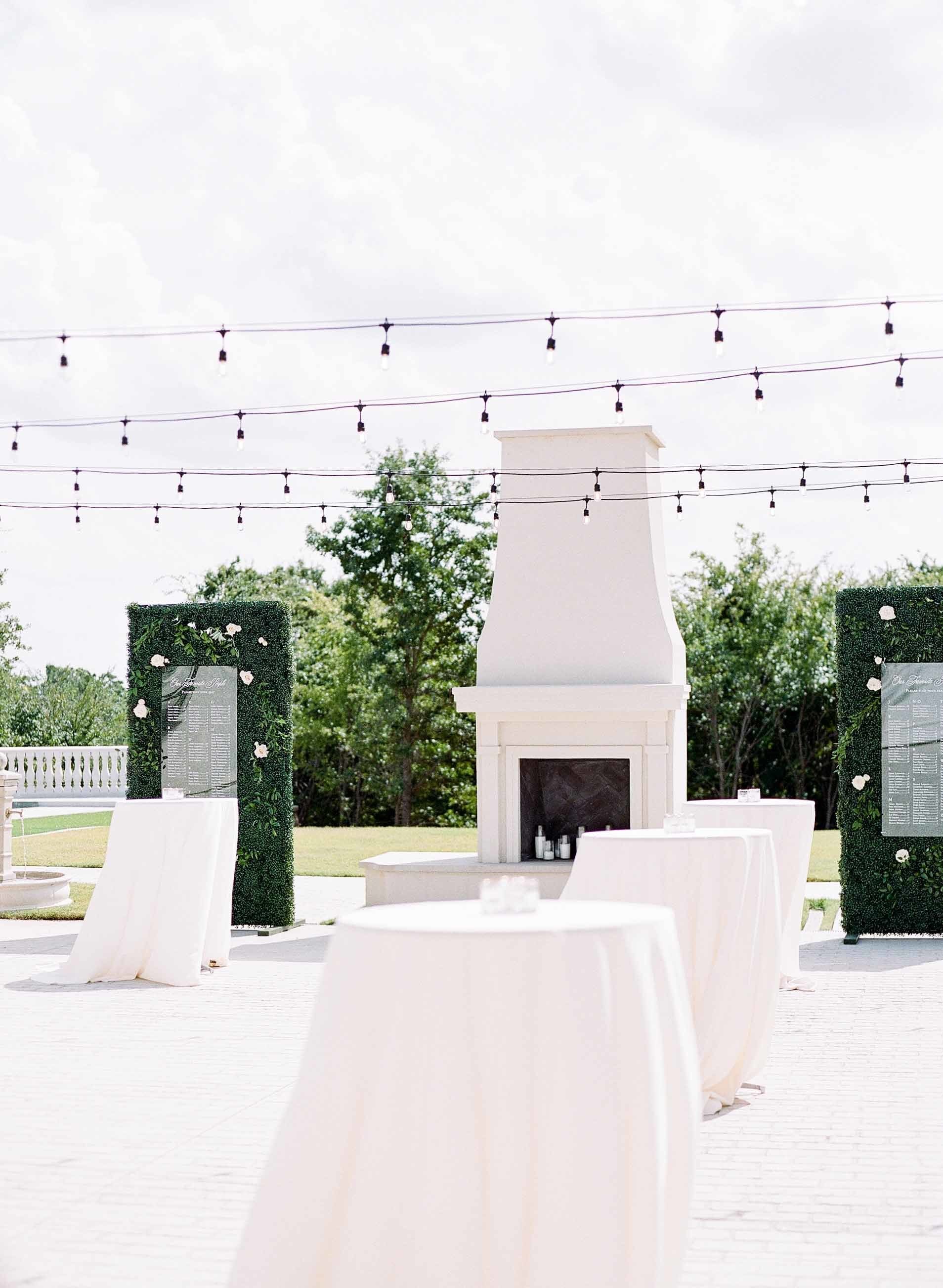 dallas summer outdoor wedding cocktail hour design