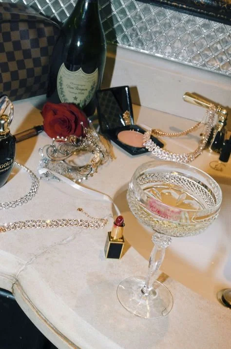 2022 Bachelorette Themes + Aesthetics