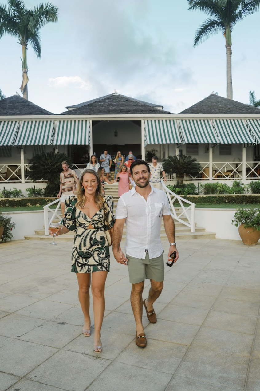 bride and groom welcome beach party 