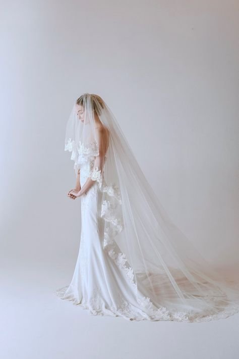 long blusher veil 2023 wedding trends