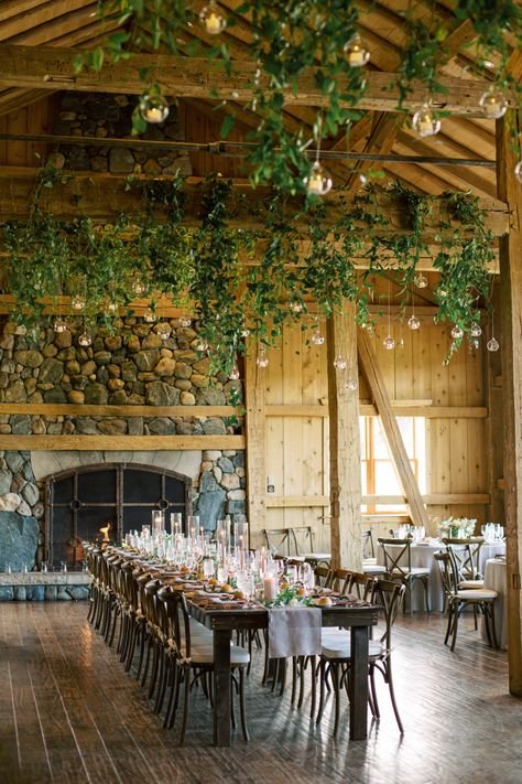 rustic barn 2023 wedding