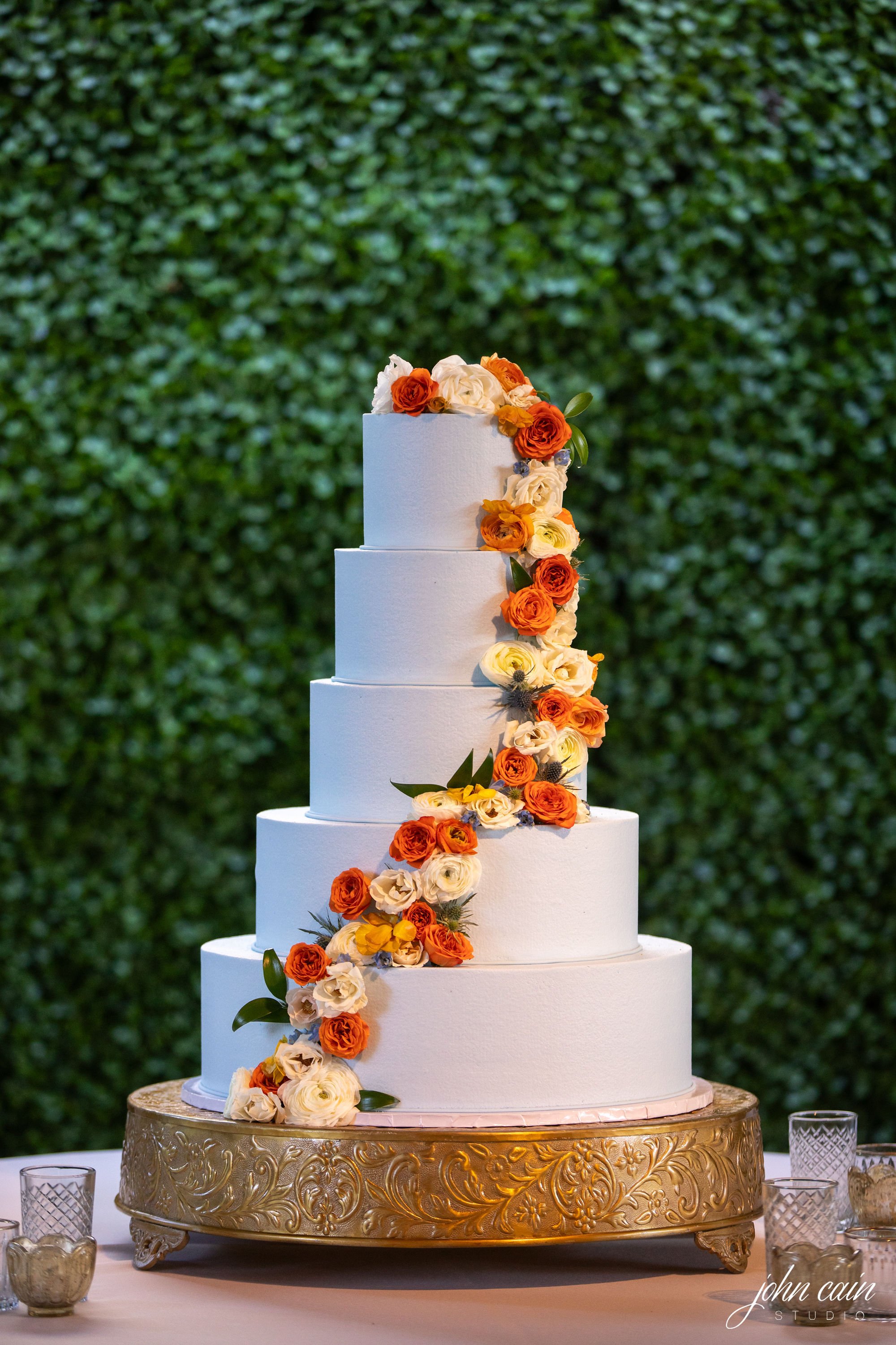 orange and blue wedding cake fort worth zoo fall wedding