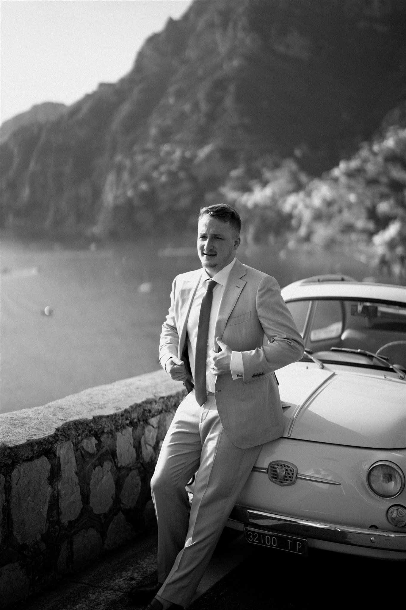 amalfi coast wedding positano vintage car