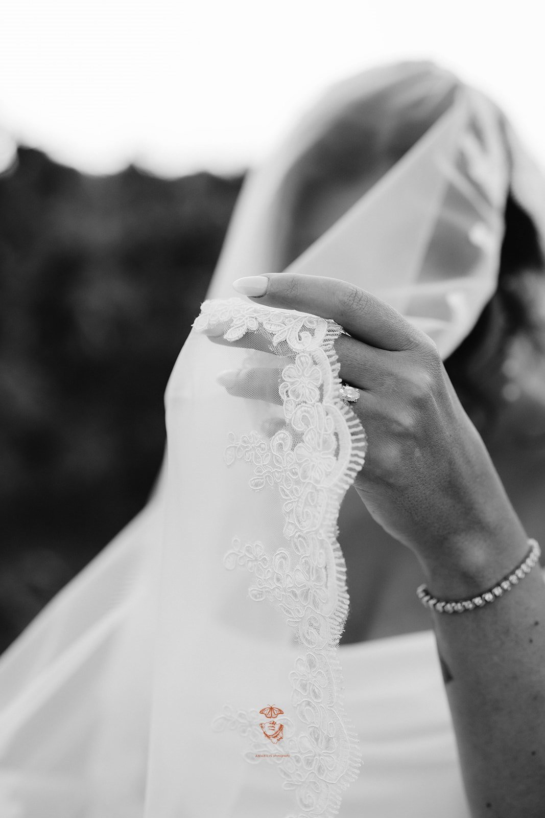 bride and groom wedding photos puglia italy