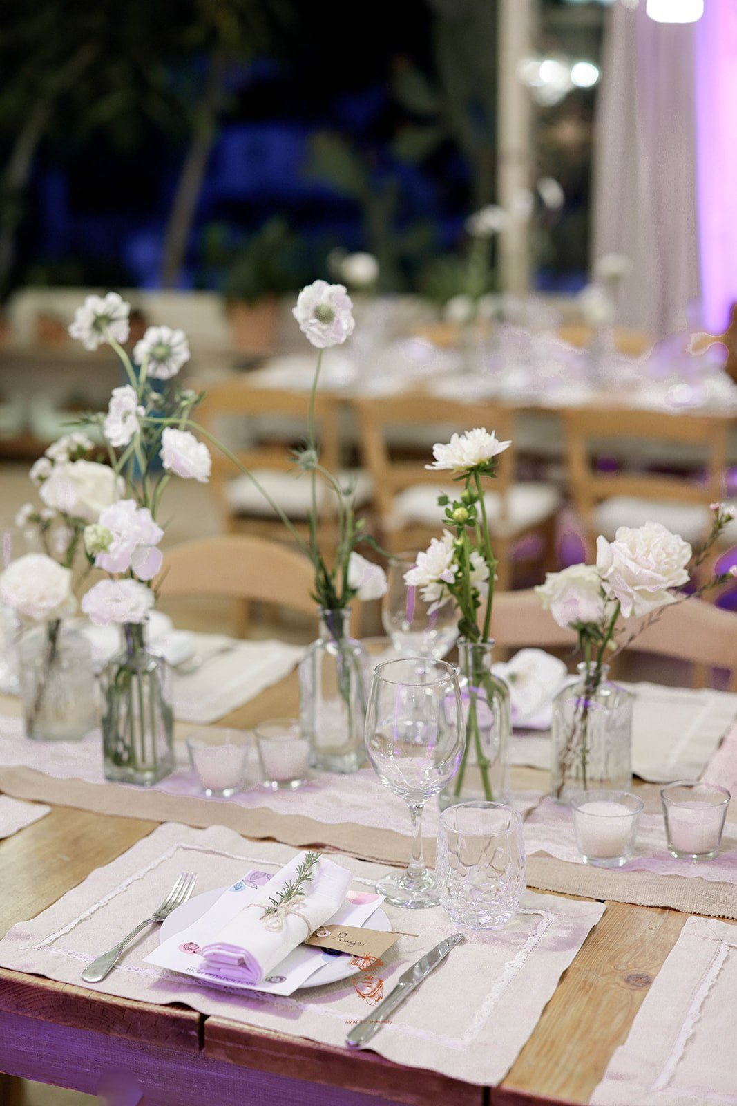 organic white flowers puglia italy wedding masseria montenapoleone