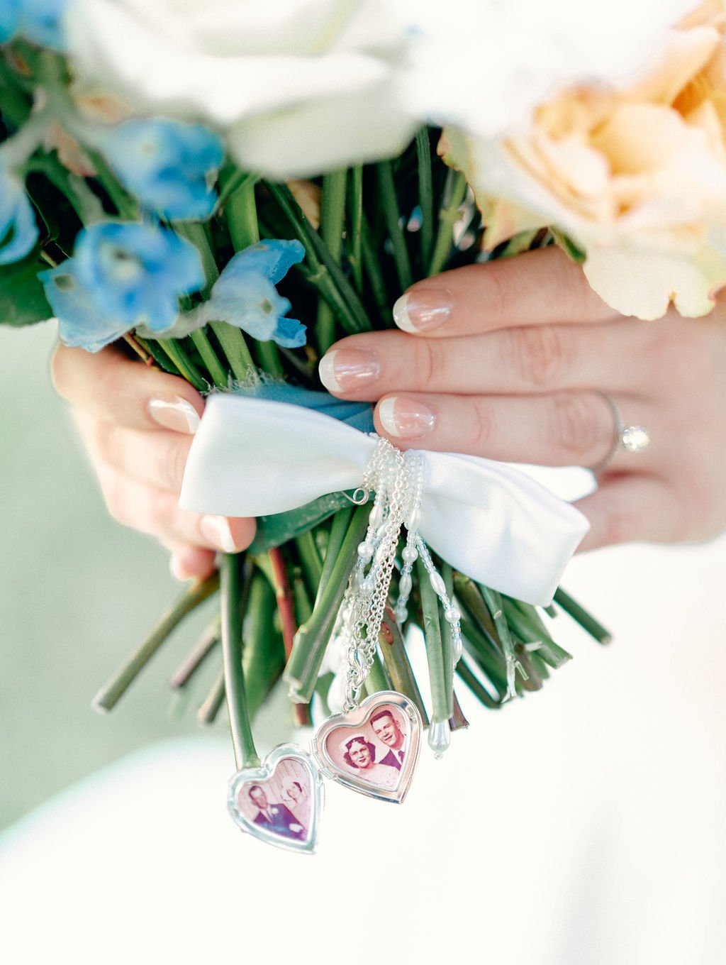 wedding bridal bouquet locket charm