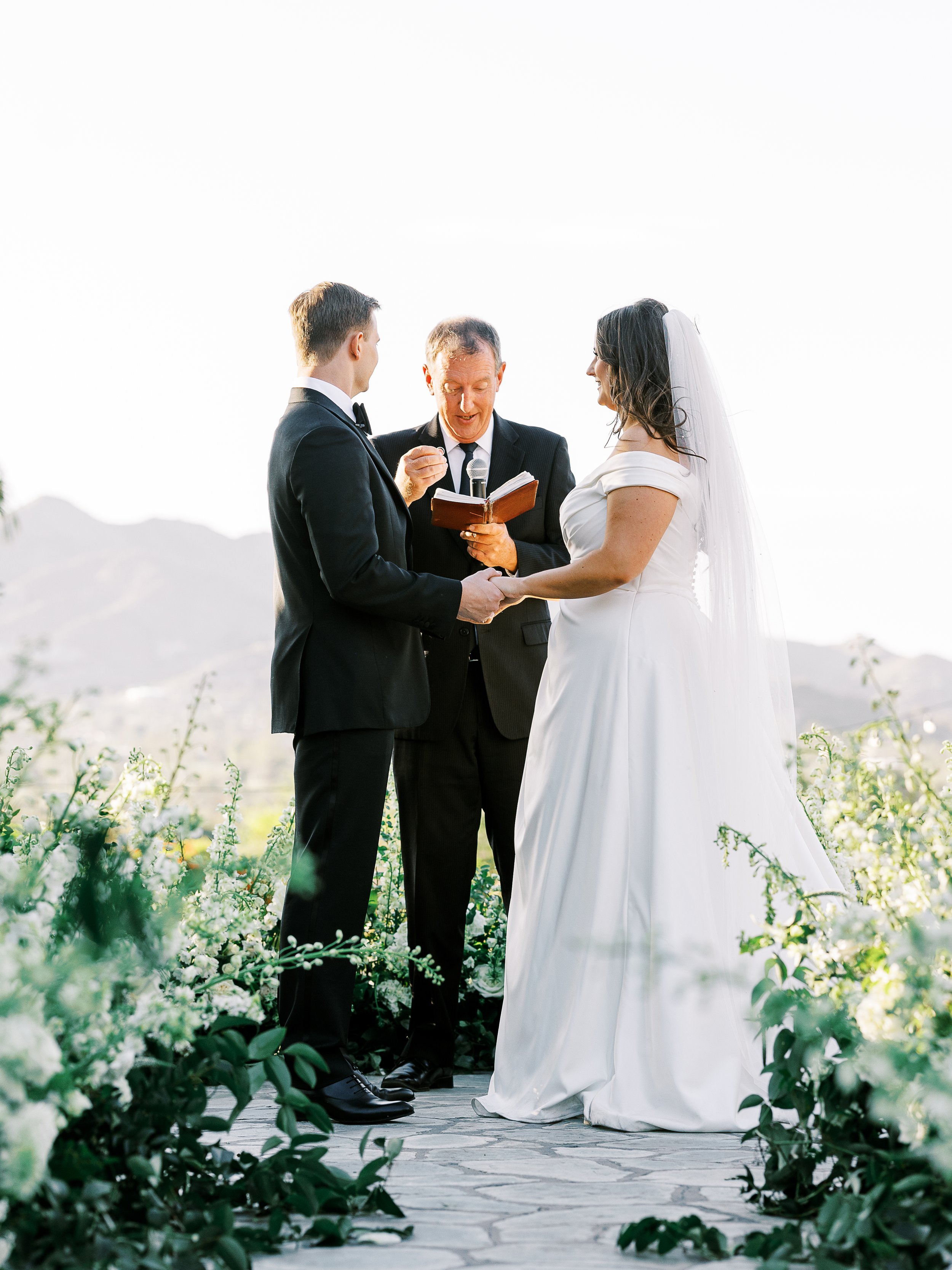 outdoor wedding ceremony scottsdale arizona