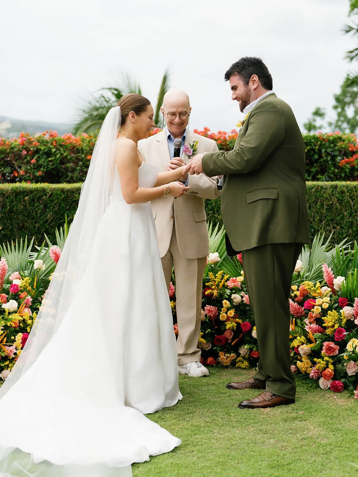 outdoor tropical wedding ceremony round hill resort
