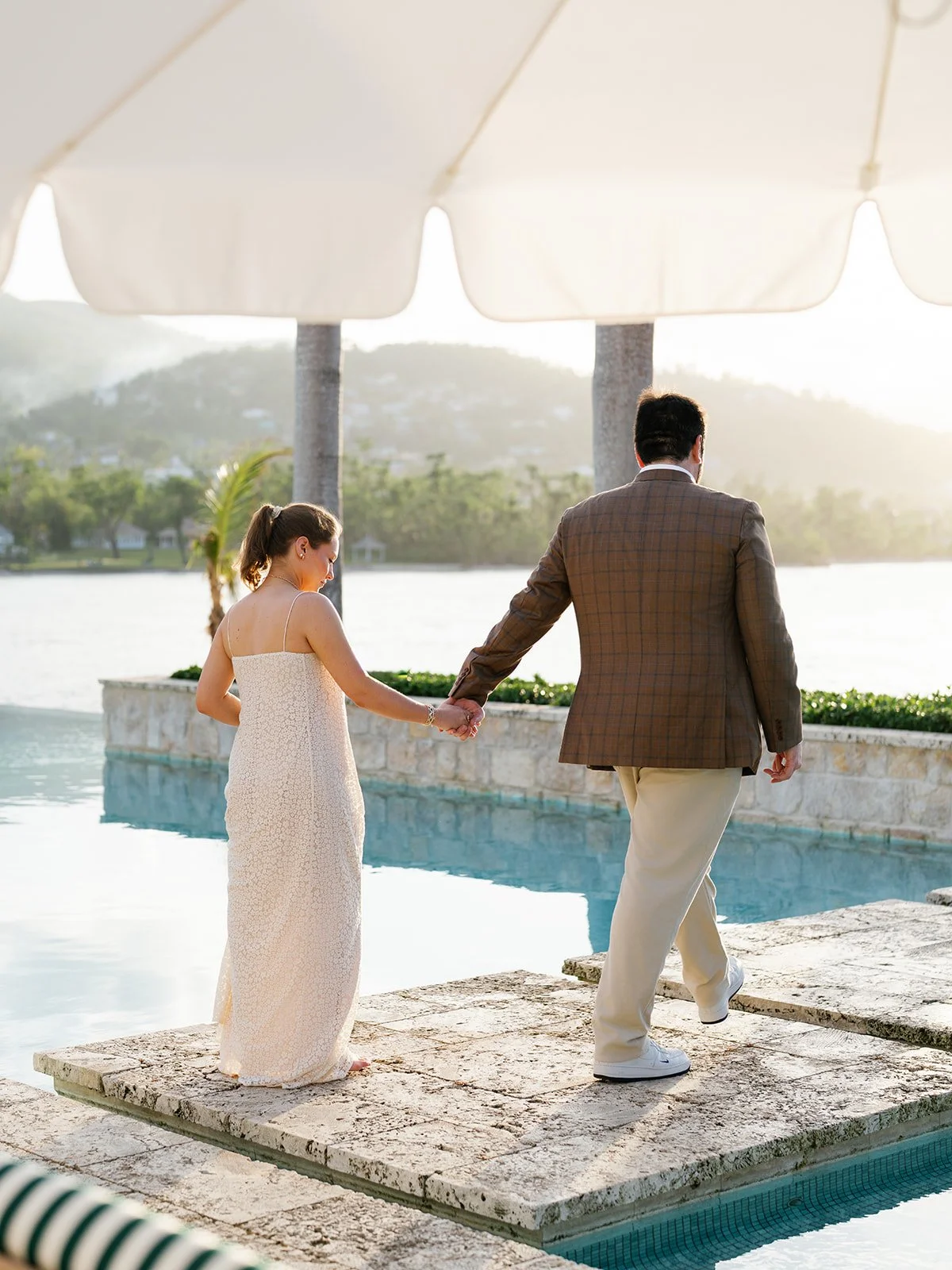 round hill resort sunset portraits