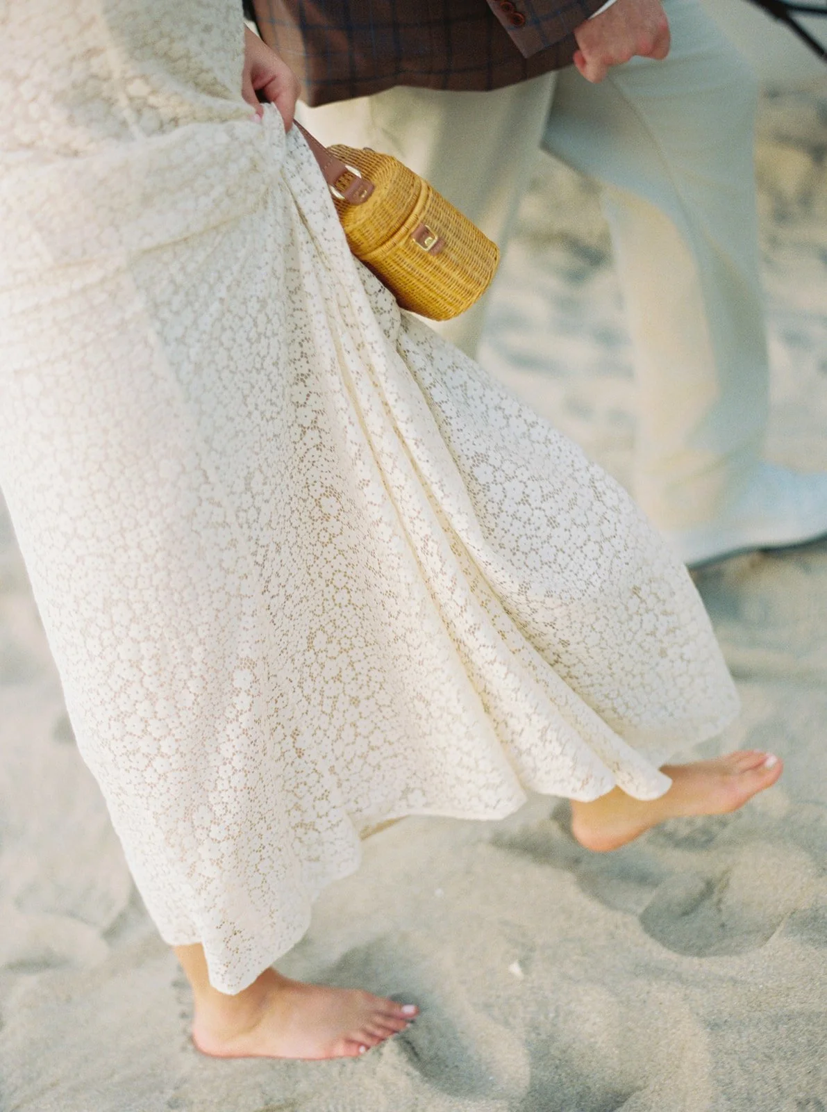 round hill resort beach rehearsal dinner