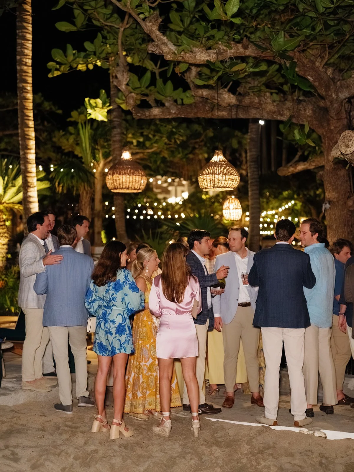 round hill resort beach welcome party