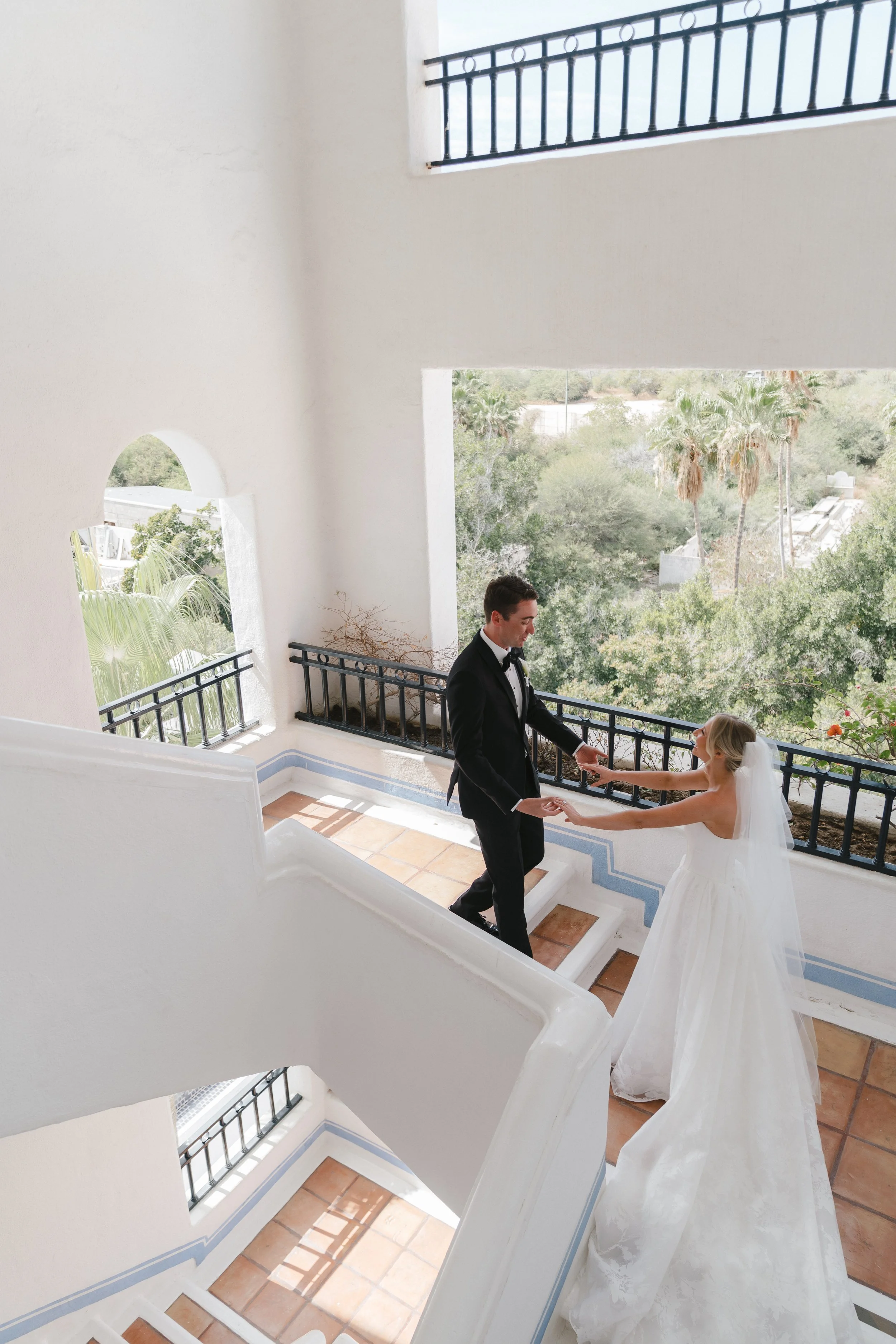 cabo destination wedding first look