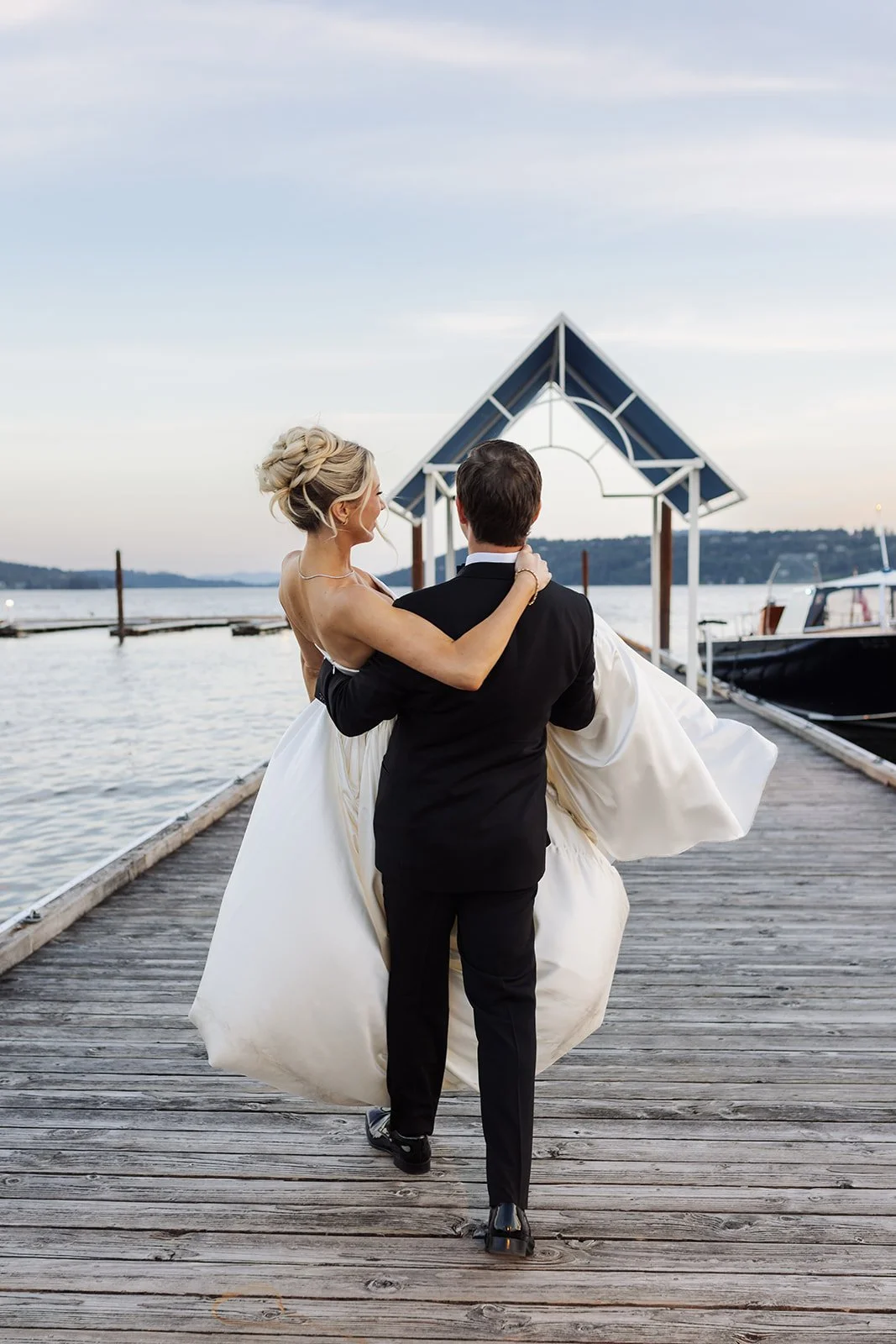 summer lake wedding bride and groom dock pictures