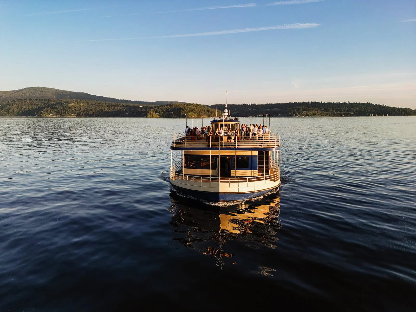welcome cruise coeur dalene lake