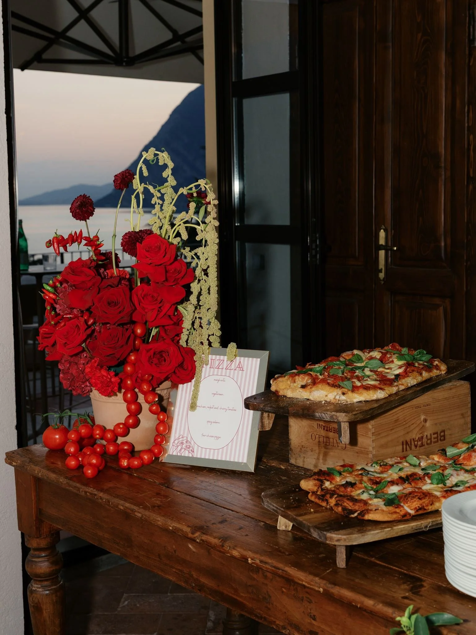 pizza welcome party wedding