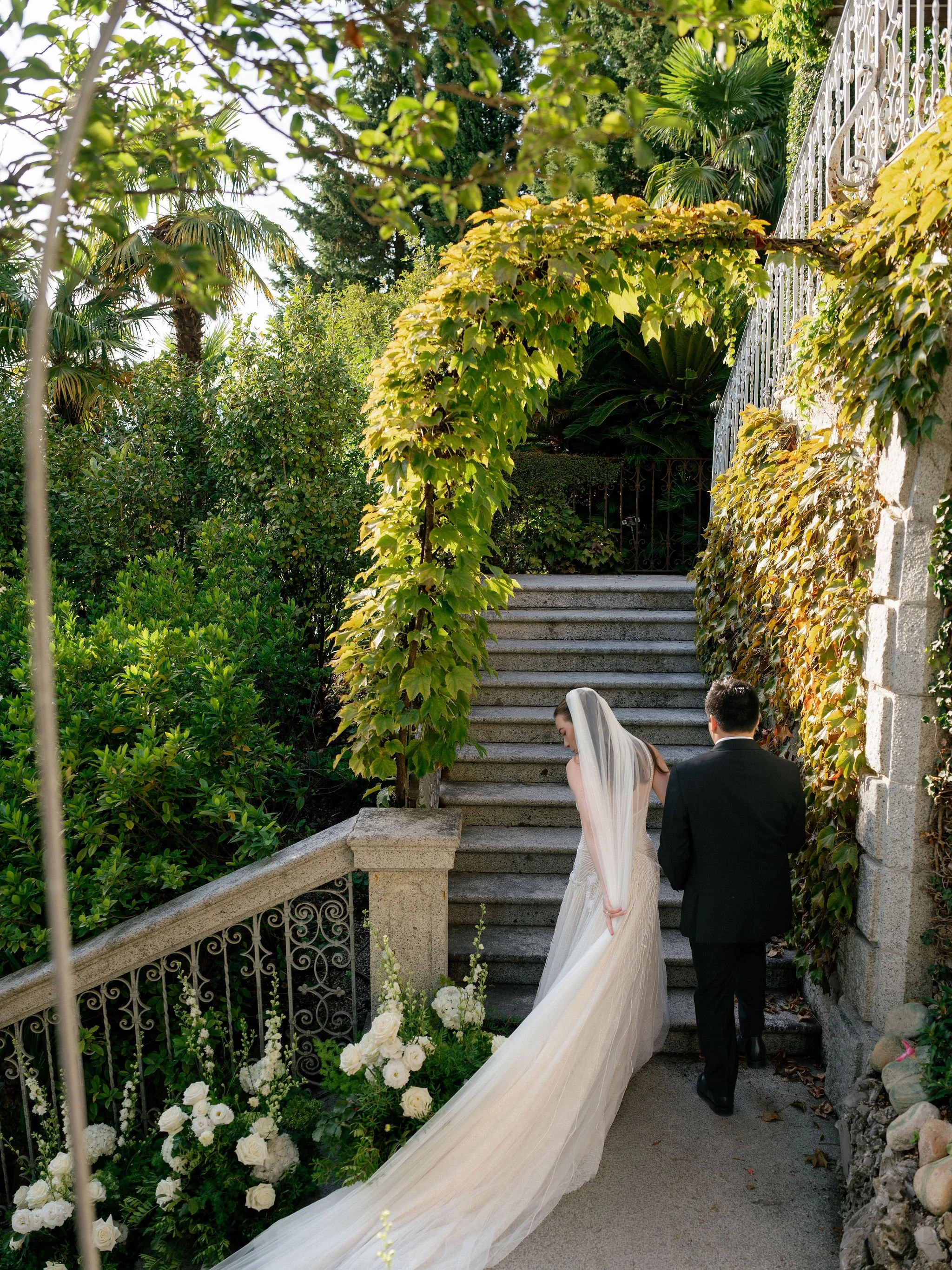 05.09.26TeaserKelly&Dimitris,VillaCipressi,ComobyKonstantynZakhariyphoto-57.jpg