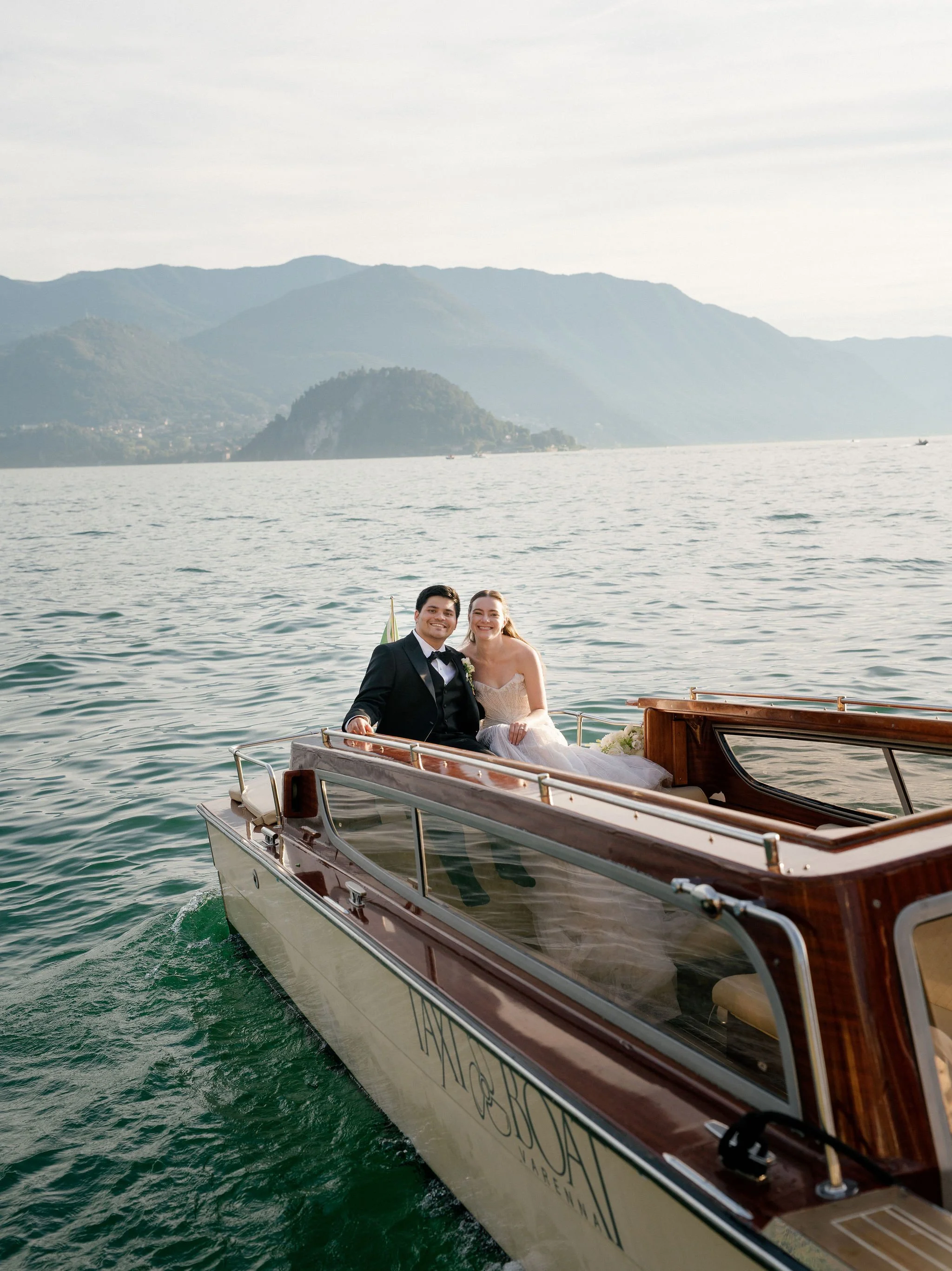 05.09.26TeaserKelly&Dimitris,VillaCipressi,ComobyKonstantynZakhariyphoto-76.jpg