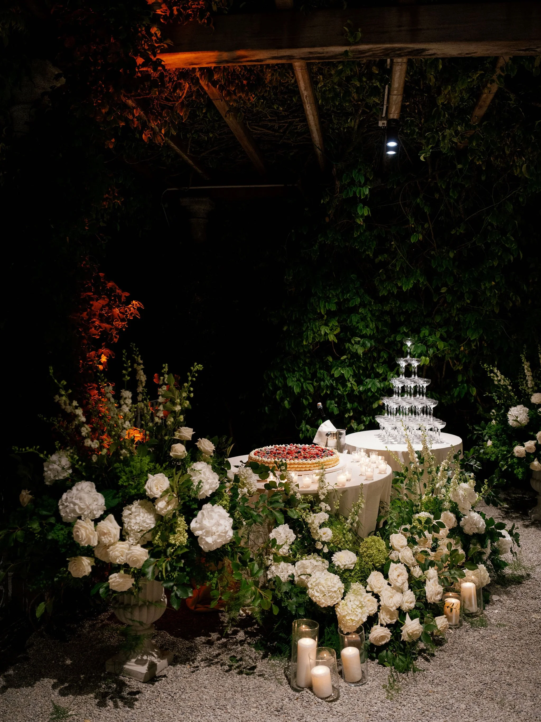 05.09.26TeaserKelly&Dimitris,VillaCipressi,ComobyKonstantynZakhariyphoto-133.jpg