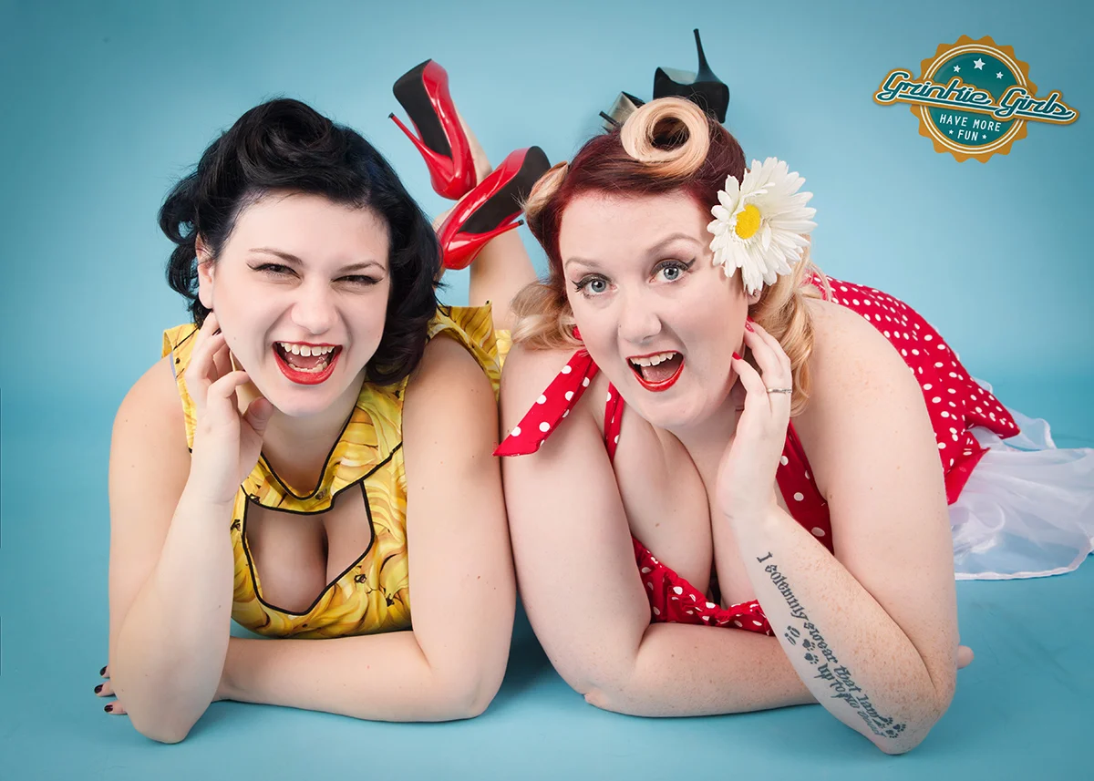 grinkie-pinup-party-friends-floor.jpg