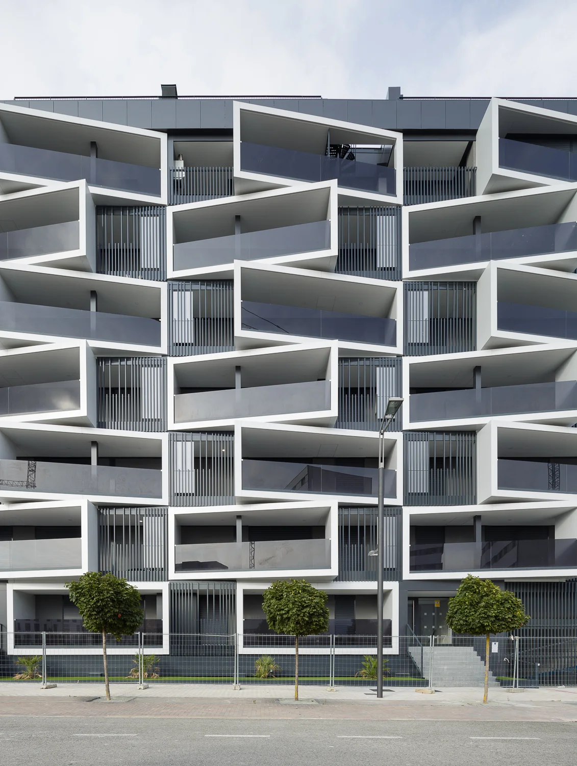 Edificio "Thermos" Lezkairu