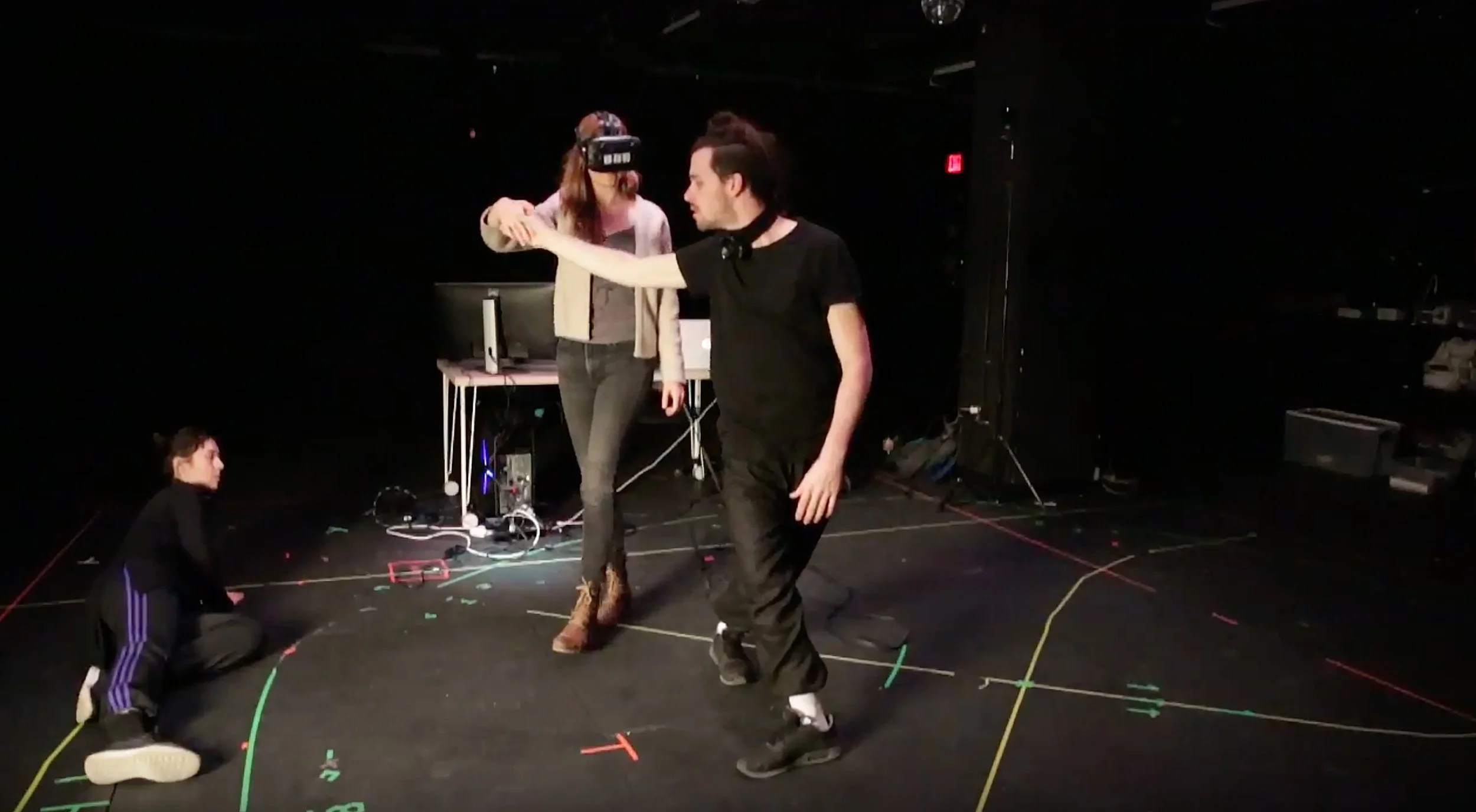VRHandHold_sharp.jpg