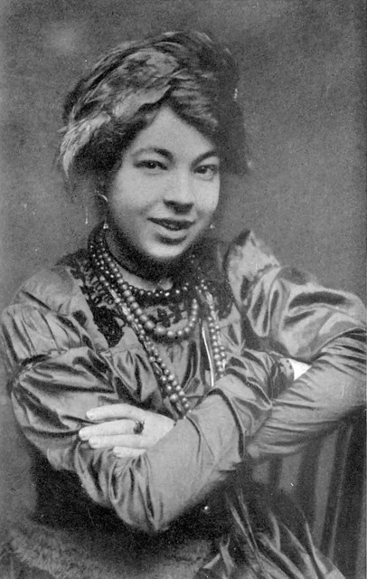 Pamela Colman “Pixie” Smith circa 1912