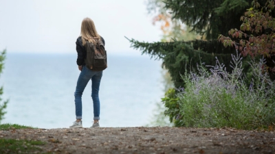woman hiking.jpeg