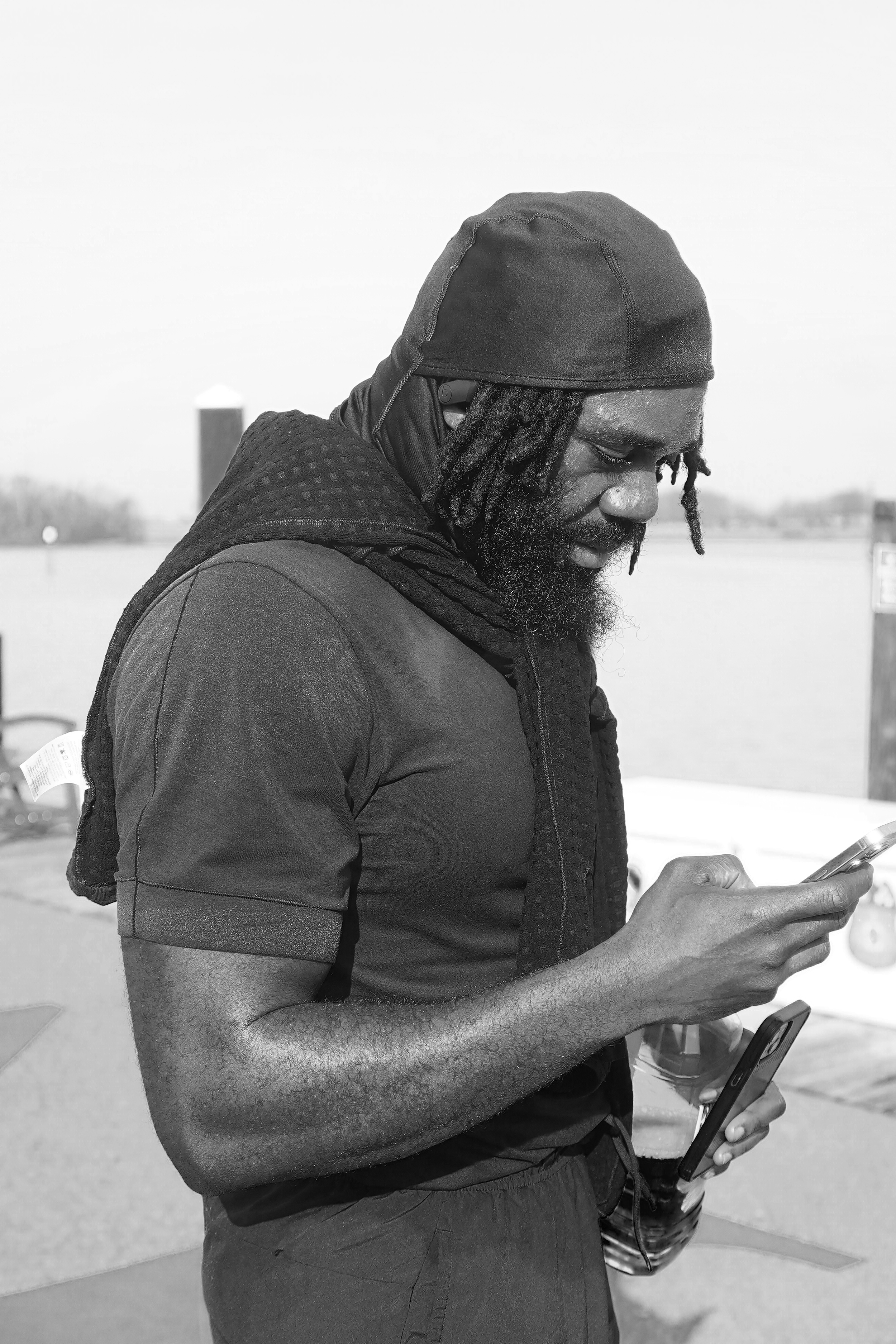 DSC06015-BW.png