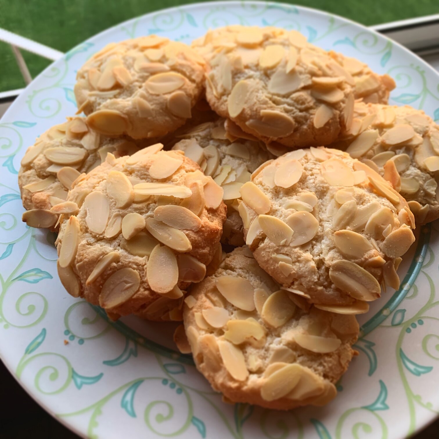 Mom’s Almond Cookies