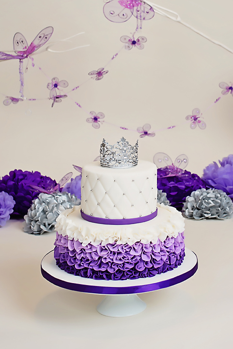 Purple white birthday cake ruffles quilted hombre