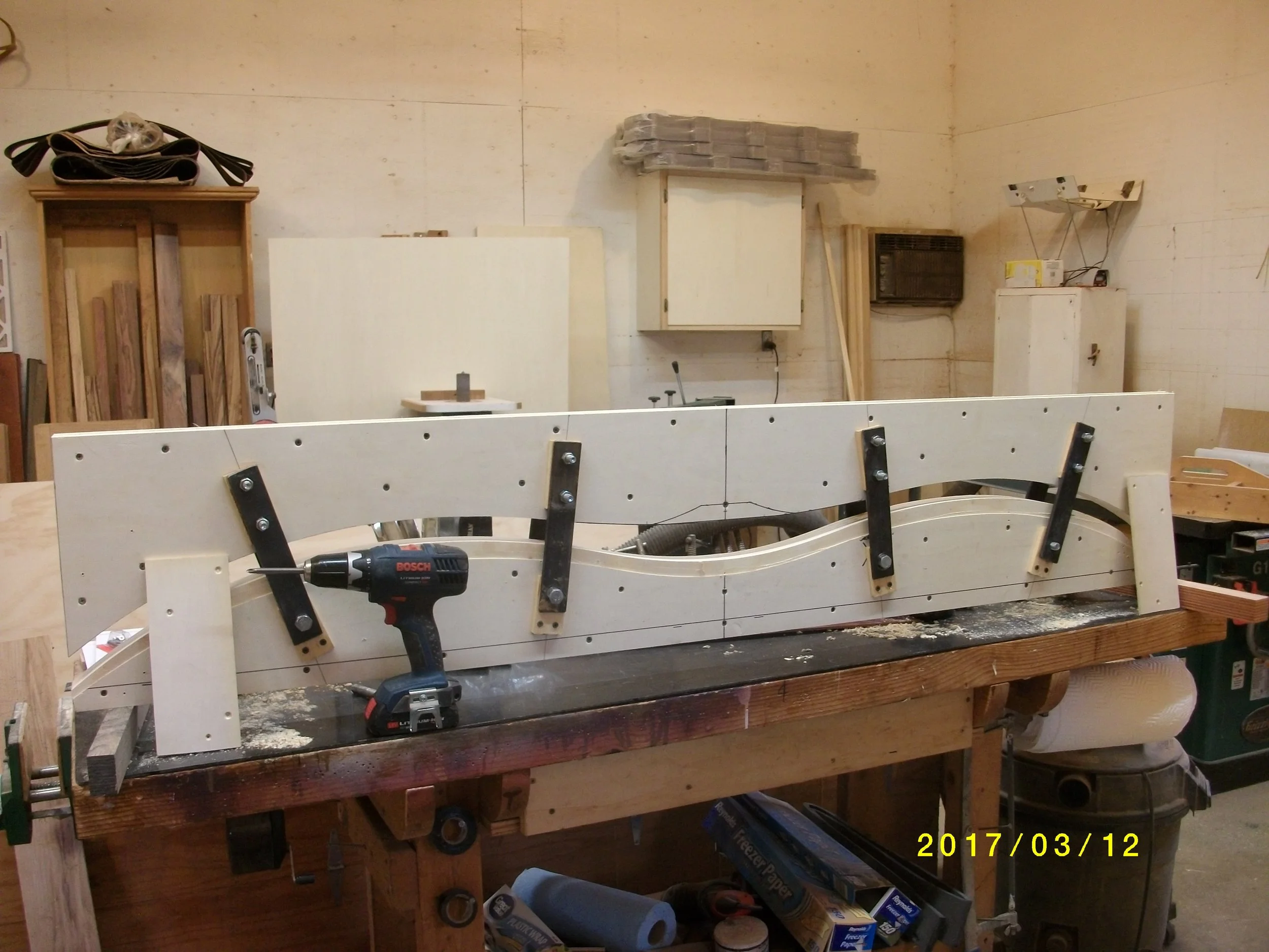 Ready to use bow forms in Deflex/Reflex longbow in 58/60" and 62/64" and 62/64" modified (1" of reflex added) . Includes for the air hose model: Locking hardware installed with bolts . Fiberglass on face that bow is glued on. Made of AB plywood laminated for strength. LVL may be coming soon, looking at it now. $250 plus actual shipping