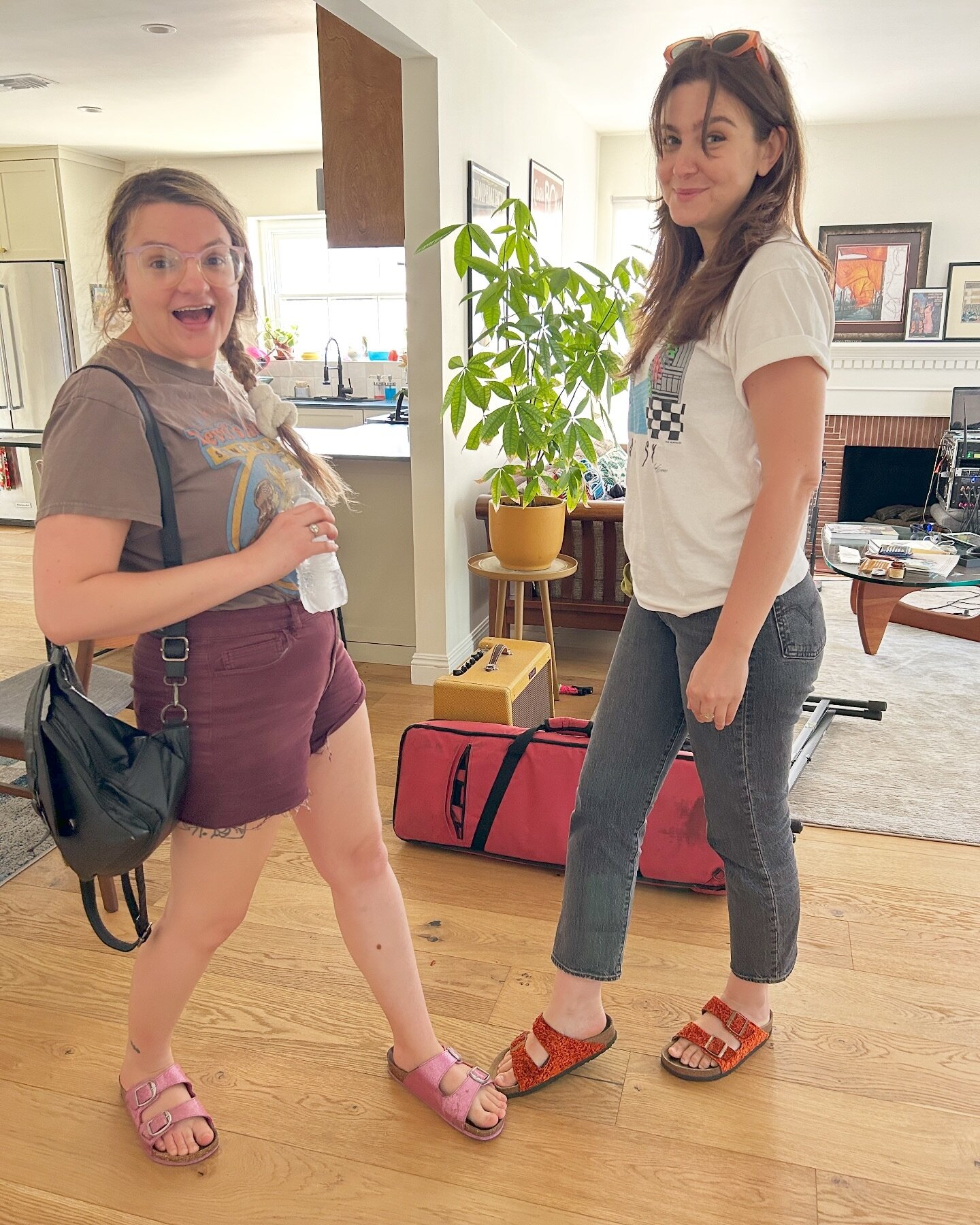 When your guests just have the best fashion ☺️ Our next guest is @alltheworldisgreene - pictured here in the most fabulous orange glitter @birkenstock ✨🪩 Her episode comes out midnight tonight! That&rsquo;s @kathamiltonofficial in the pink birkies :