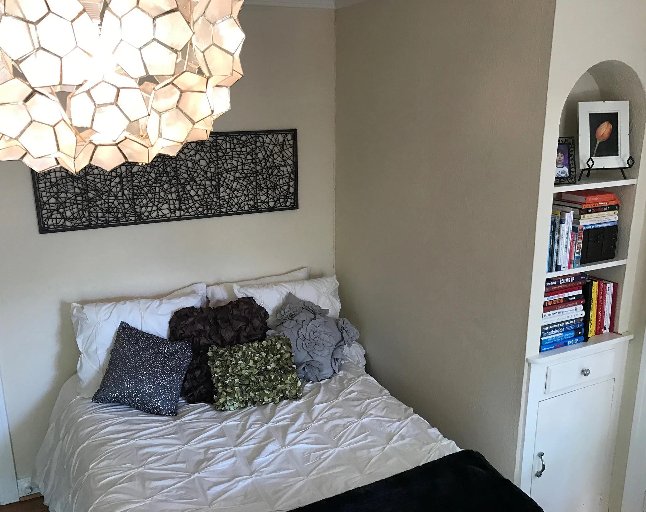 Guest Room.jpg