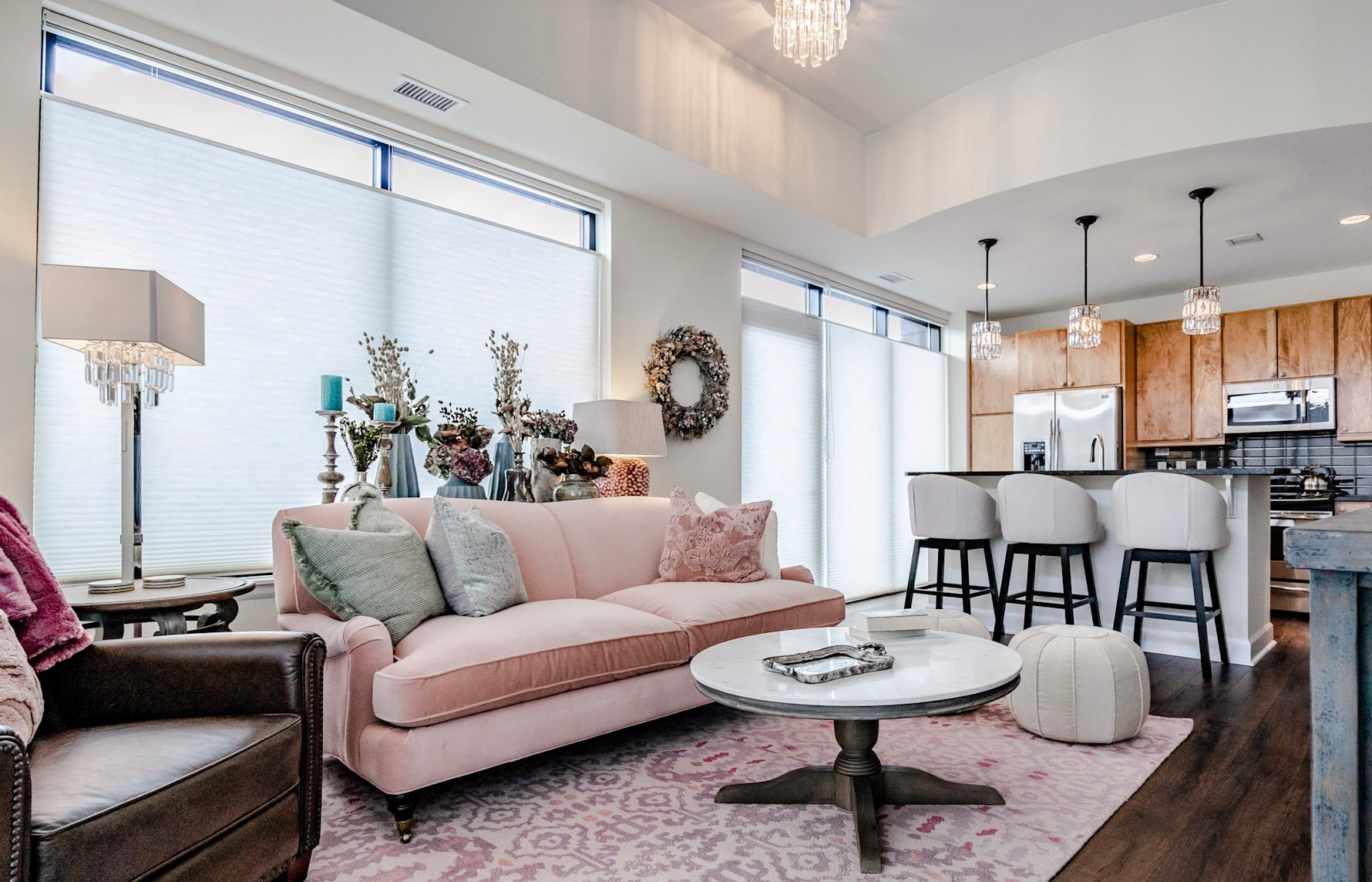 19-2019 Heidi Apartment Pink-19.jpg