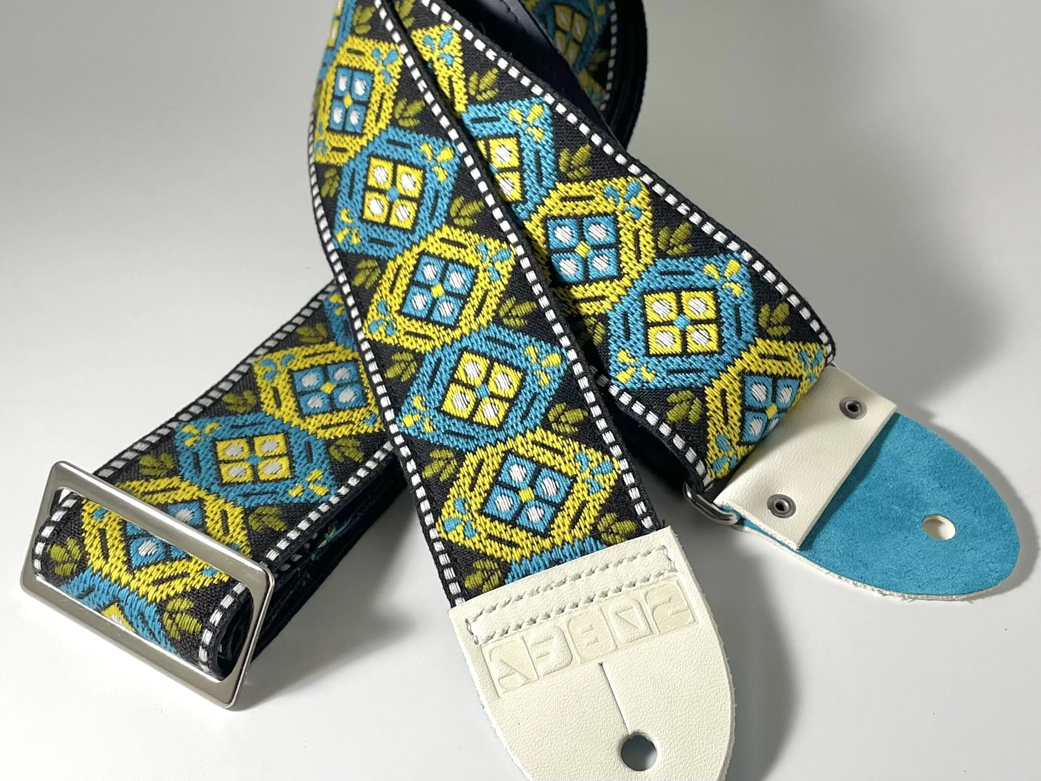 AB6892AD-C033-47A7-B2B1-03551E4A5FA6