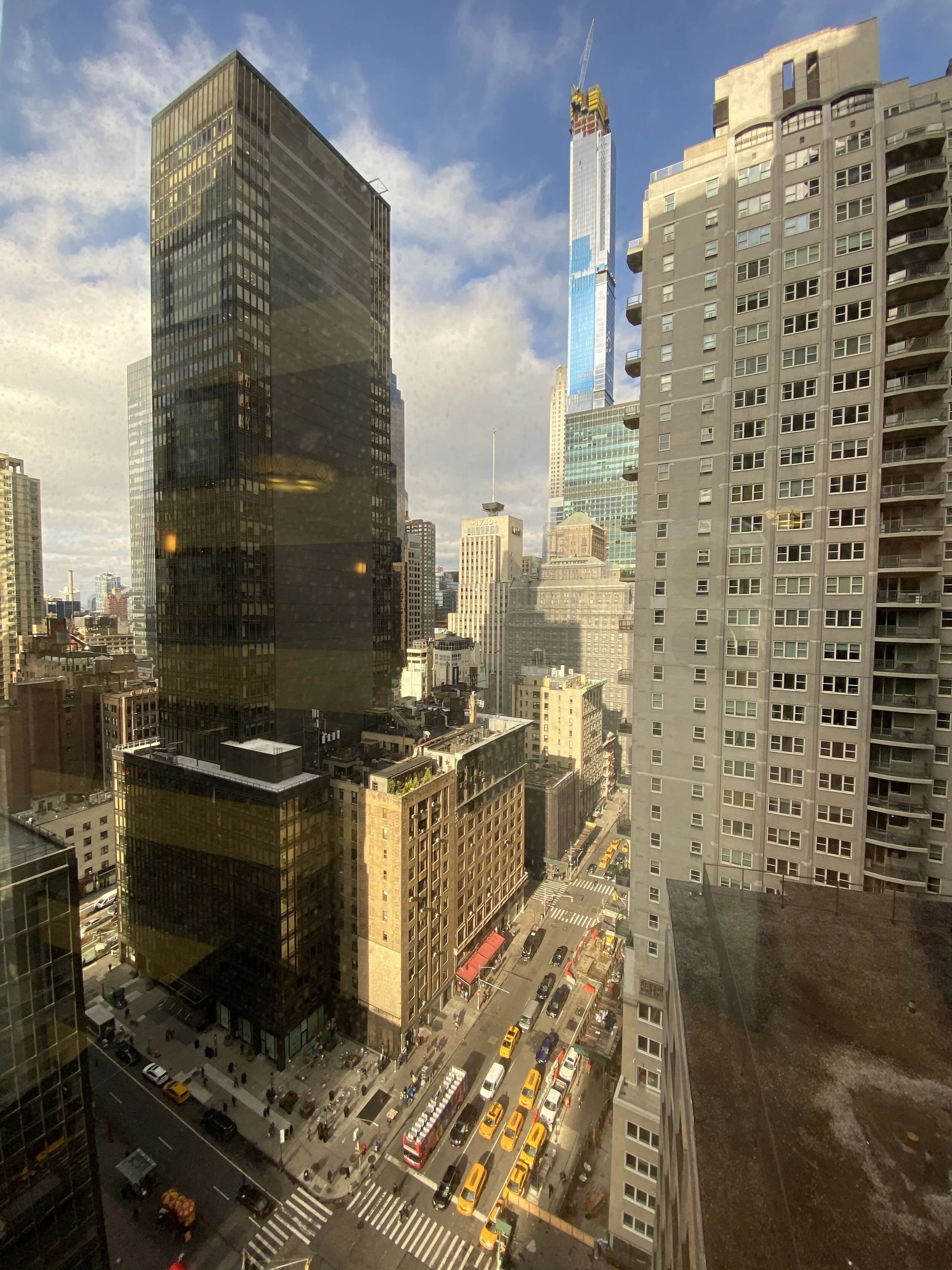 NYC 11/19/2019 SHERATON VIEW FROM UPPER LOBBY