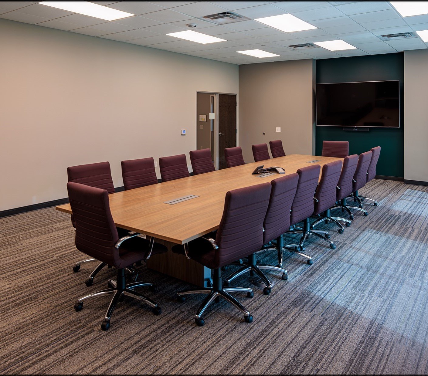 4-Conference_Room_1_T6A9642.jpg