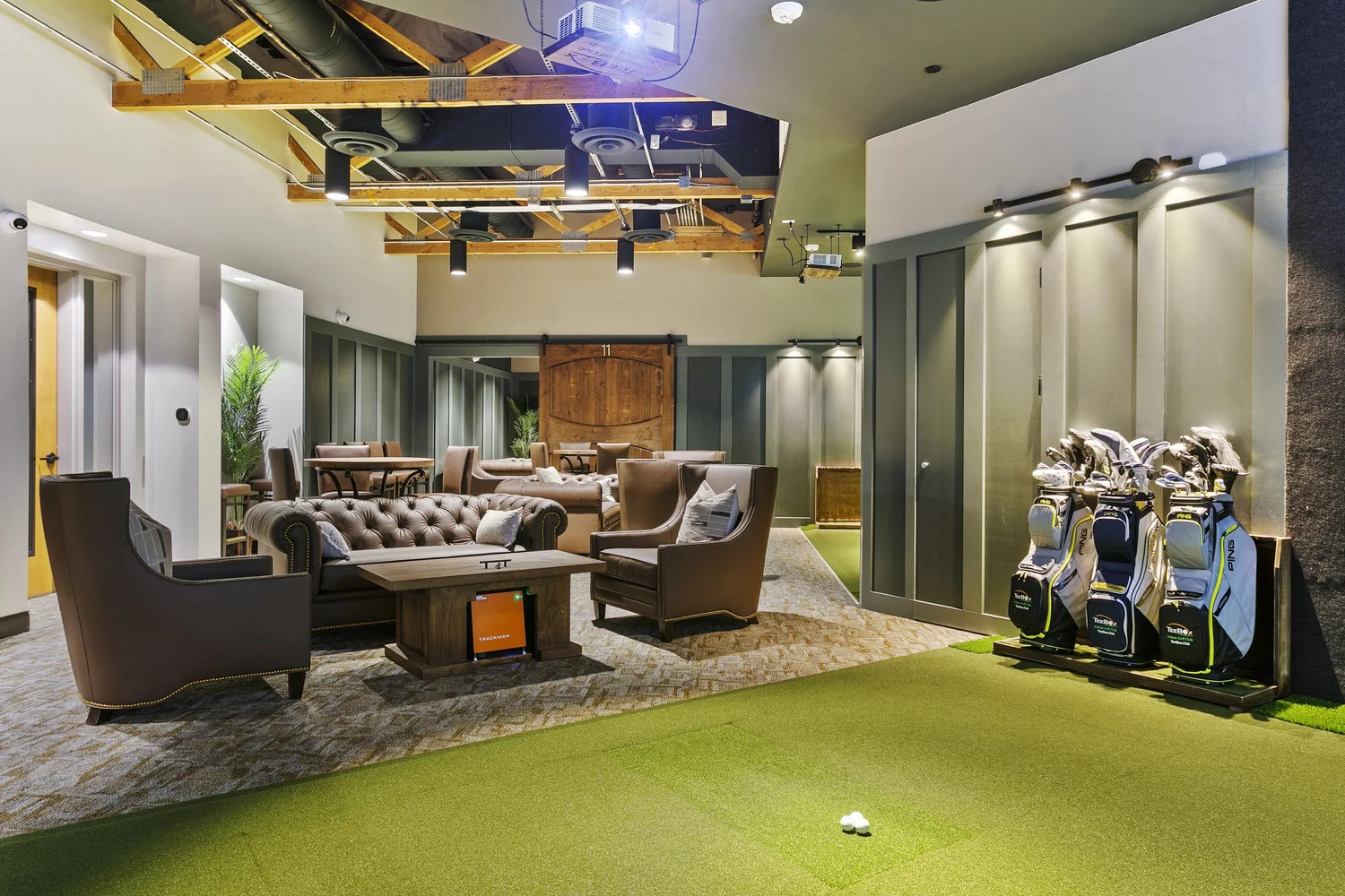 Gallery Detail: Teebox Indoor Golf Club