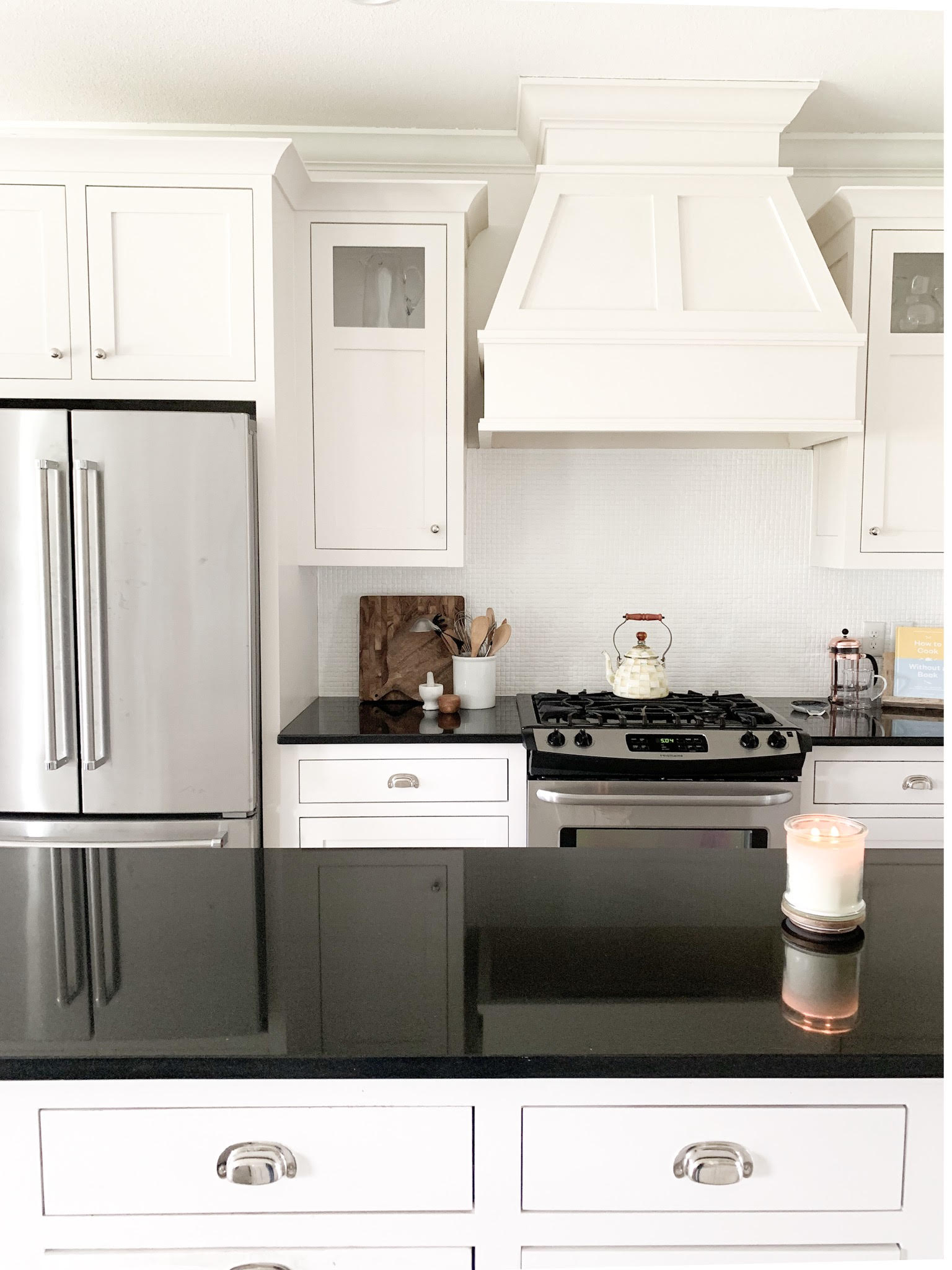 How to Paint your Kitchen Backsplash | www.tinybitsofhappiness.com