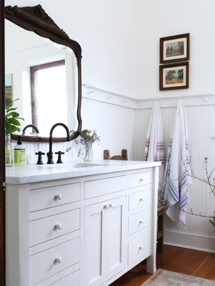 The Grit and Polish | Farmhouse Bathroom