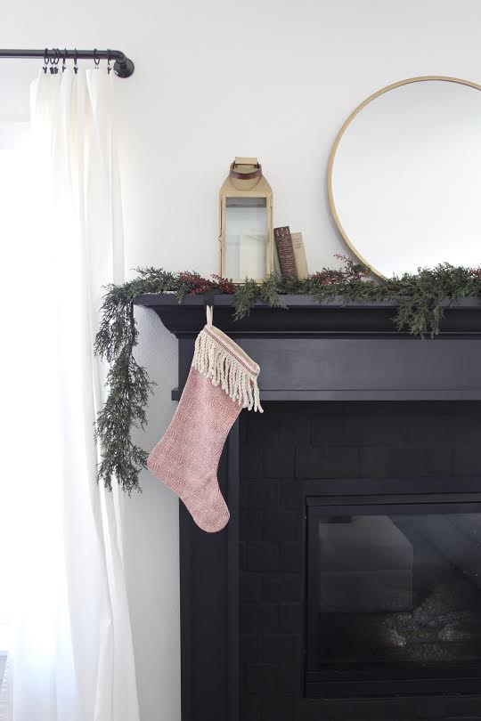 Tiny Bits of Happiness || Holiday Mantle